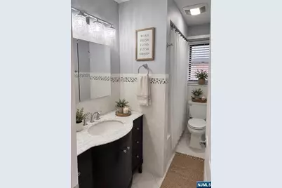 37 Avenue B 2 #2, Lodi, NJ 07644 - Photo 9