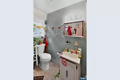 464 Tulane Court, Paramus, NJ 07652 - Photo 13