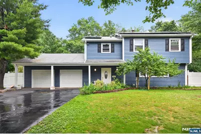 464 Tulane Court, Paramus, NJ 07652 - Photo 1