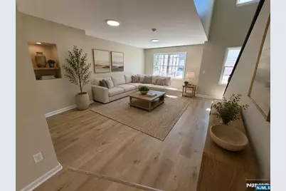 16 E Kinney Street, Newark, NJ 07102 - Photo 9