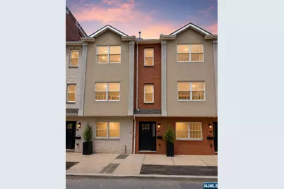 16 E Kinney Street, Newark, NJ 07102 - Photo 1