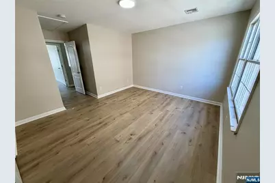 16 Kinney Street, Newark, NJ 07102 - Photo 9