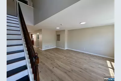 16 Kinney Street, Newark, NJ 07102 - Photo 3