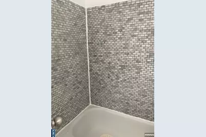 300 Winston 619 #619, Cliffside Park, NJ 07010 - Photo 11