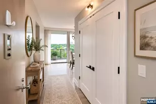 2 Horizon Road 1414, Fort Lee, NJ 07024 - Photo 3