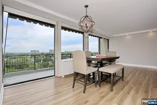 2 Horizon Road 1414, Fort Lee, NJ 07024 - Photo 5