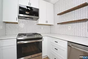 2 Horizon Road 1414, Fort Lee, NJ 07024 - Photo 13