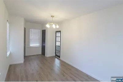 29 Cleveland Place, Palisades Park, NJ 07650 - Photo 17