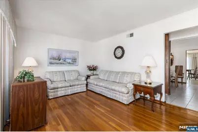 352 Wilson Avenue, Lyndhurst Township, NJ 07071 - Photo 3