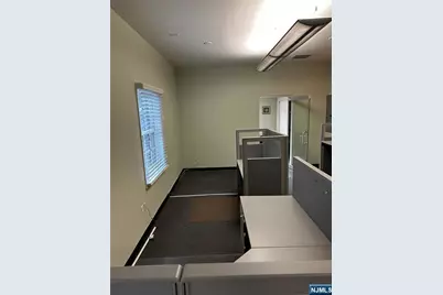 204 Warren Avenue, Ho Ho Kus, NJ 07423 - Photo 11
