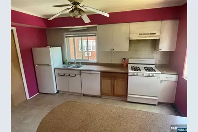 850 Palisade Avenue, Teaneck Township, NJ 07666 - Photo 15