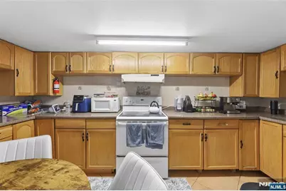 605 Central Avenue, Harrison, NJ 07029 - Photo 29