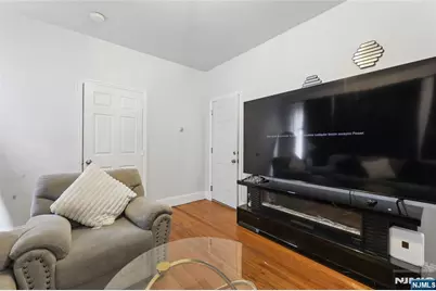 605 Central Avenue, Harrison, NJ 07029 - Photo 5
