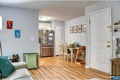 388 Poets Way, Mahwah, NJ 07430 - Photo 11
