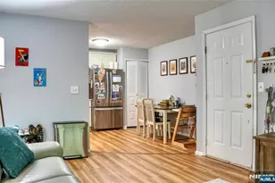 388 Poets Way, Mahwah, NJ 07430 - Photo 11