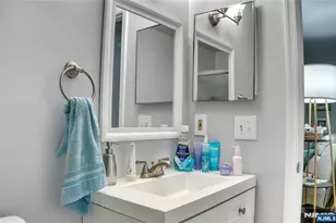 388 Poets Way, Mahwah, NJ 07430 - Photo 15