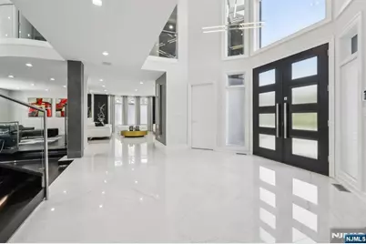 63 Roberts Road, Englewood Cliffs, NJ 07632 - Photo 3