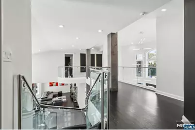 63 Roberts Road, Englewood Cliffs, NJ 07632 - Photo 17