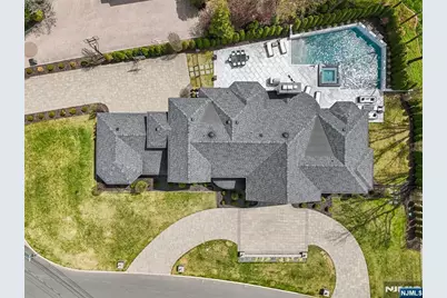 63 Roberts Road, Englewood Cliffs, NJ 07632 - Photo 43