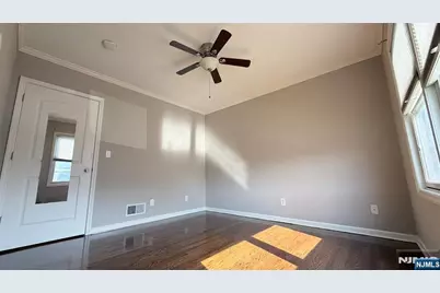 35 Orchard Street, Elmwood Park, NJ 07407 - Photo 13