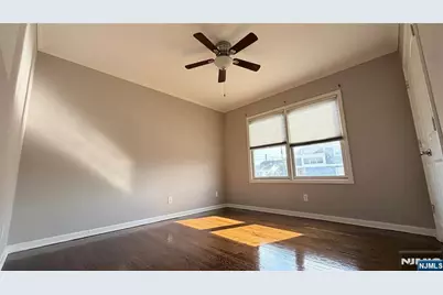 35 Orchard Street, Elmwood Park, NJ 07407 - Photo 11
