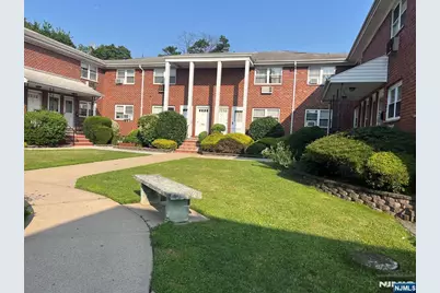 300 E Homestead Avenue B 8 #B 8, Palisades Park, NJ 07650 - Photo 25