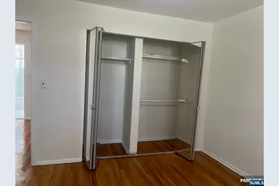 300 E Homestead Avenue B 8 #B 8, Palisades Park, NJ 07650 - Photo 21