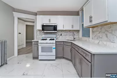 70 9th Street, Newark, NJ 07107 - Photo 7