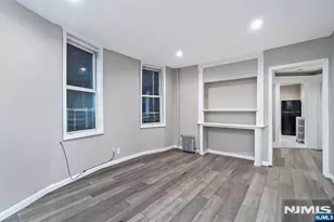 70 9th St, Newark, NJ 07107 - Photo 3