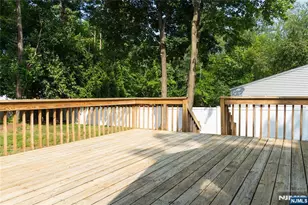 25 Lakeview Dr, Emerson, NJ 07630 - Photo 29