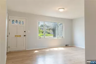 25 Lakeview Dr, Emerson, NJ 07630 - Photo 13