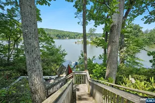 1009 Lakeside Dr, Vernon, NJ 07422 - Photo 27