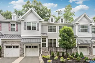 20 Masterson Ct, Waldwick, NJ 07463 - Photo 1