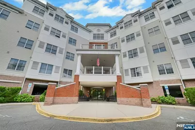 189 Forest Avenue 211 #211, Paramus, NJ 07652 - Photo 3
