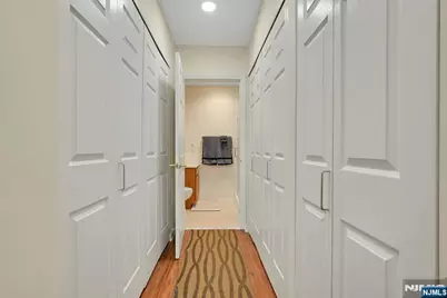 189 Forest Avenue 211 #211, Paramus, NJ 07652 - Photo 15