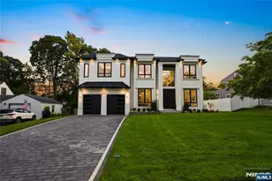 244 Washington Pl, Paramus, NJ 07652 - Photo 1
