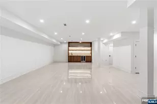 244 Washington Pl, Paramus, NJ 07652 - Photo 41