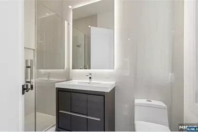 244 Washington Place, Paramus, NJ 07652 - Photo 17