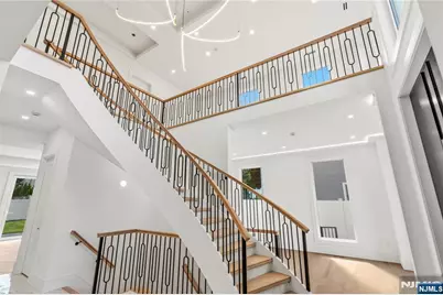 244 Washington Place, Paramus, NJ 07652 - Photo 5