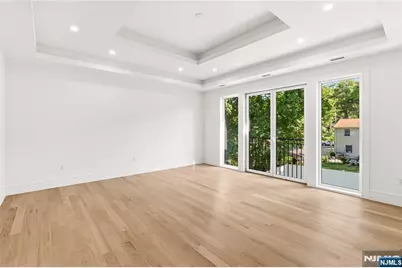 244 Washington Place, Paramus, NJ 07652 - Photo 33