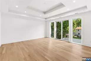 244 Washington Pl, Paramus, NJ 07652 - Photo 33