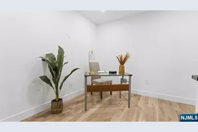 621 Valley Brook Avenue, Lyndhurst Township, NJ 07071 - Photo 29