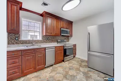 60 Montague Place 2 #2, Montclair, NJ 07042 - Photo 11