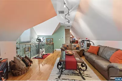 105 Kossuth Street, Wallington, NJ 07057 - Photo 27