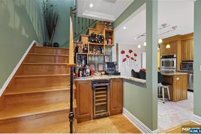 105 Kossuth Street, Wallington, NJ 07057 - Photo 13