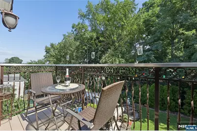 105 Kossuth Street, Wallington, NJ 07057 - Photo 23