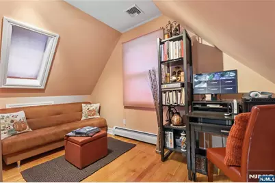 105 Kossuth Street, Wallington, NJ 07057 - Photo 31