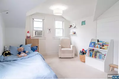 77 E Clinton Avenue, Bergenfield, NJ 07621 - Photo 21