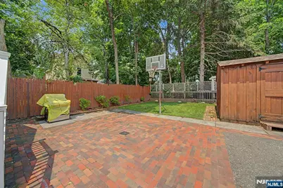 15 Chestnut Street, Tenafly, NJ 07670 - Photo 19