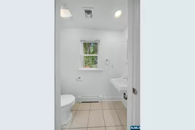 15 Chestnut Street, Tenafly, NJ 07670 - Photo 9